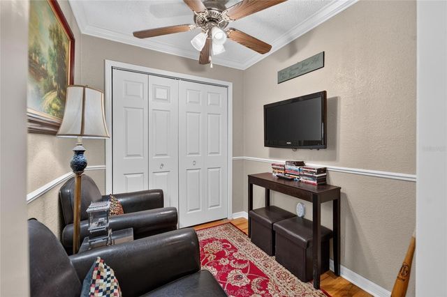 4121 W DE LEON STREET, Tampa, FL 33609