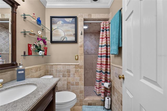 4121 W DE LEON STREET, Tampa, FL 33609