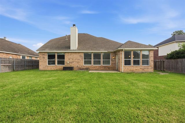 12707 Rocky Briar Lane, Tomball, TX 77377