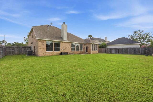 12707 Rocky Briar Lane, Tomball, TX 77377