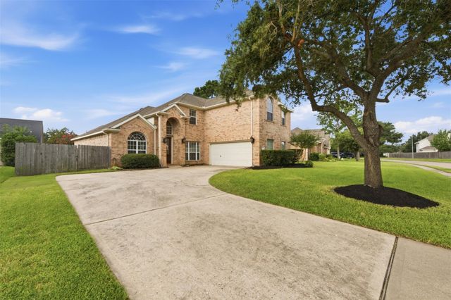 12707 Rocky Briar Lane, Tomball, TX 77377