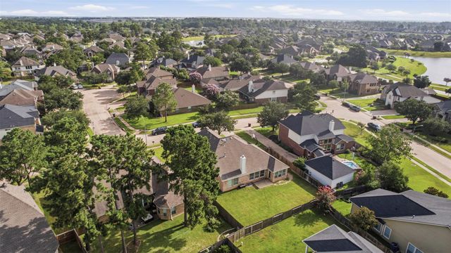 12707 Rocky Briar Lane, Tomball, TX 77377