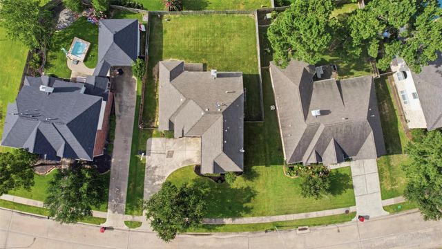 12707 Rocky Briar Lane, Tomball, TX 77377
