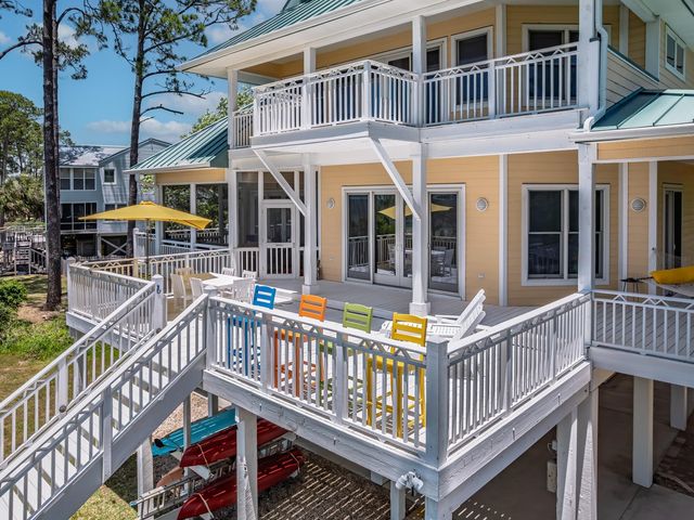 4522 St Teresa Landing, St Teresa, FL 32358