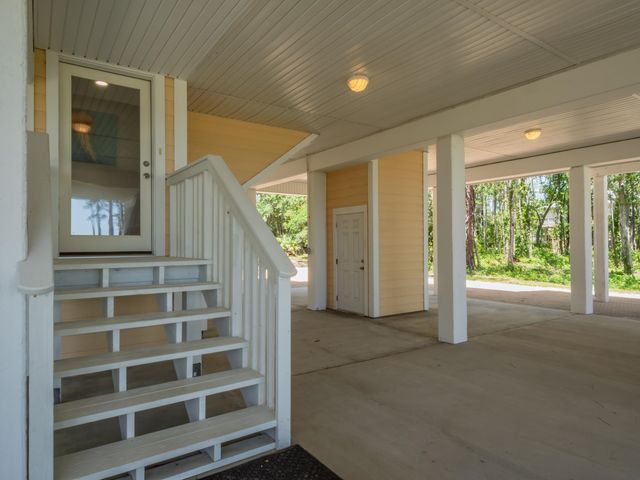 4522 St Teresa Landing, St Teresa, FL 32358