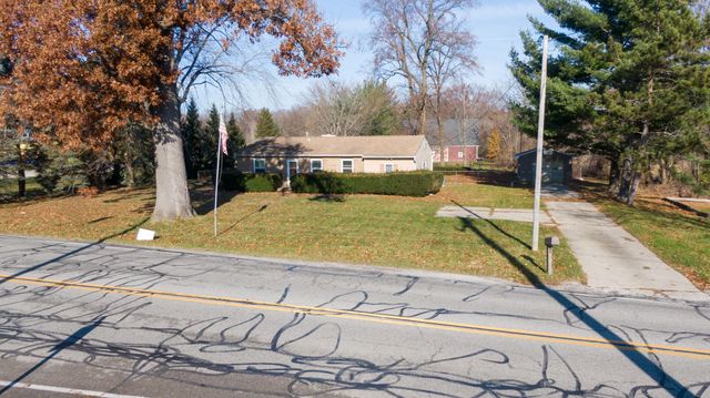 1325 Indian Boundary Road, Chesterton, IN 46304