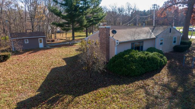 1325 Indian Boundary Road, Chesterton, IN 46304