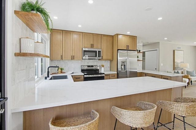 7415 Bovet Way, San Diego, CA 92122