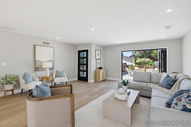 7415 Bovet Way, San Diego, CA 92122