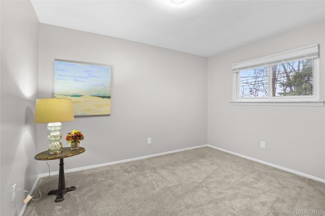 11724 Syracuse Street, Taylor, MI 48180