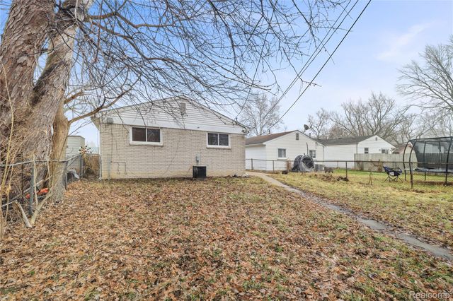 11724 Syracuse Street, Taylor, MI 48180