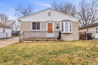 11724 Syracuse Street, Taylor, MI 48180