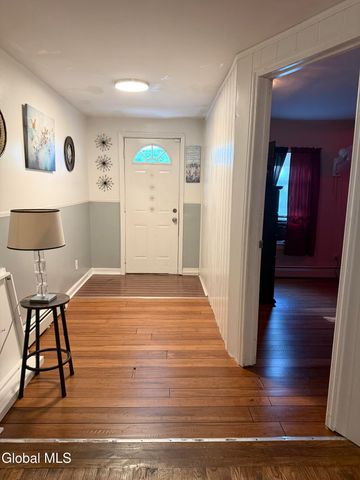 404 8th Street, Troy, NY 12180