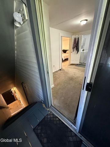 404 8th Street, Troy, NY 12180