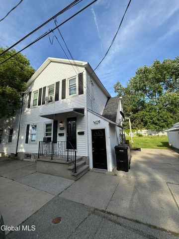 404 8th Street, Troy, NY 12180