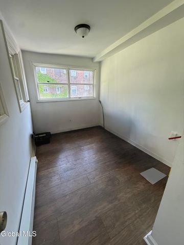 404 8th Street, Troy, NY 12180