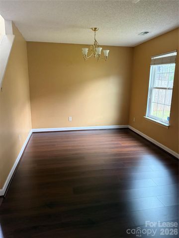 3327 Buckvalley Drive, Charlotte, NC 28214