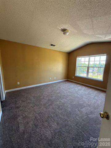 3327 Buckvalley Drive, Charlotte, NC 28214