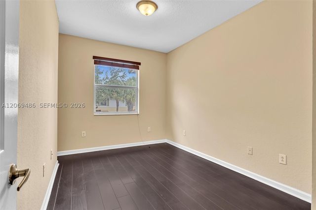 3102 NW 24th Way, Oakland Park, FL 33309