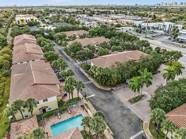 3102 NW 24th Way, Oakland Park, FL 33309