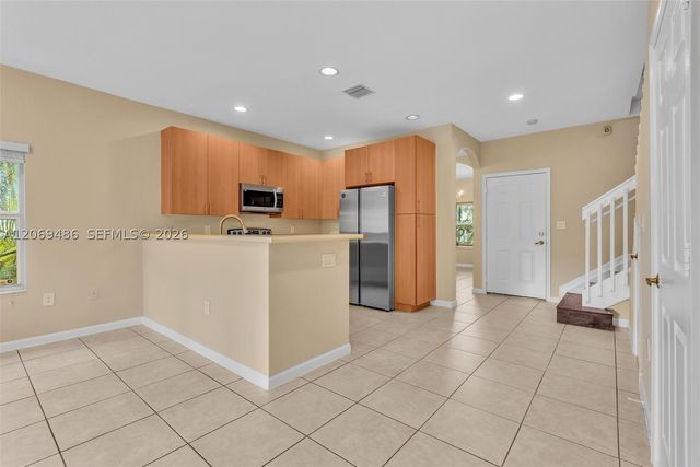 3102 NW 24th Way, Oakland Park, FL 33309