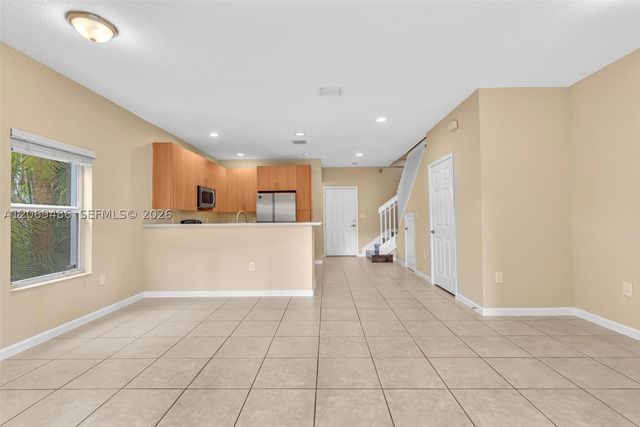 3102 NW 24th Way, Oakland Park, FL 33309