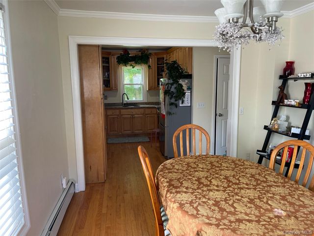 73 S Bedford Road, Chappaqua, NY 10514