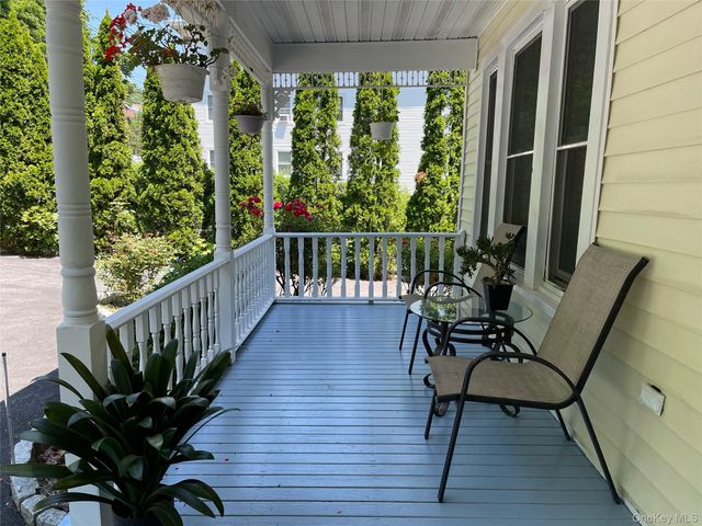 73 S Bedford Road, Chappaqua, NY 10514