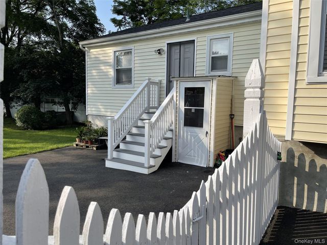 73 S Bedford Road, Chappaqua, NY 10514