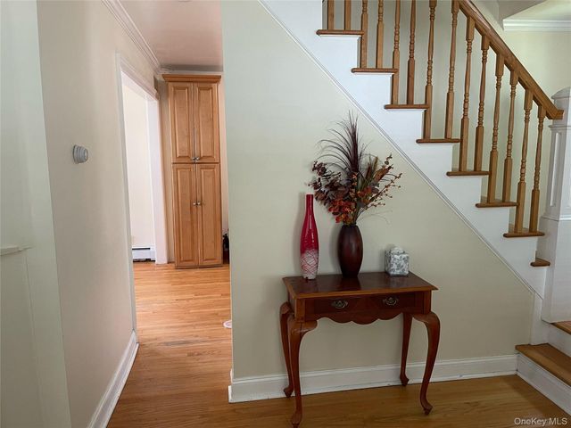 73 S Bedford Road, Chappaqua, NY 10514