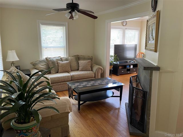 73 S Bedford Road, Chappaqua, NY 10514