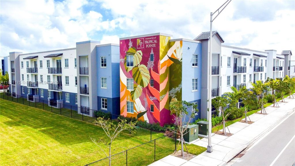 25050 SW 136th Ave 116, Homestead, FL 33032