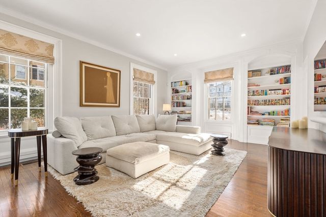 269 Franklin St, Newton, MA 02458