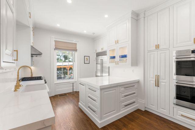 269 Franklin St, Newton, MA 02458