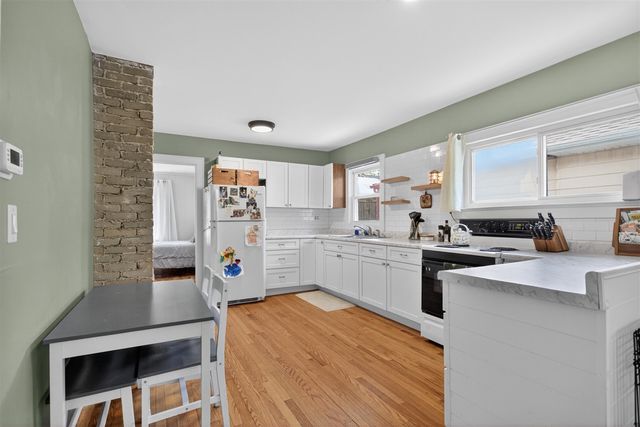131 Park Drive, Jackson, MI 49203