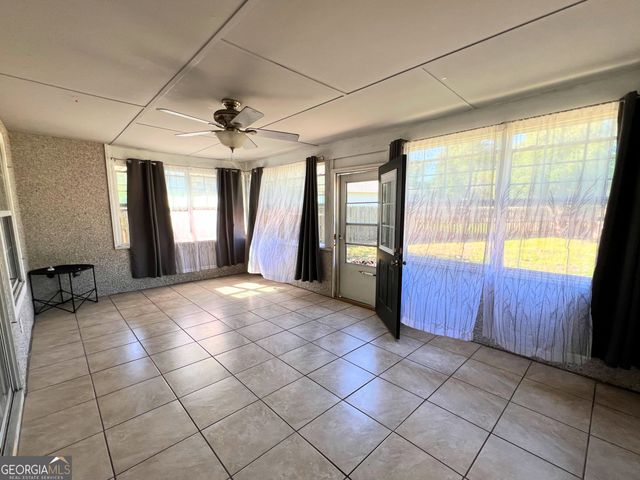 202 Bent Tree Court, St. Marys, GA 31558