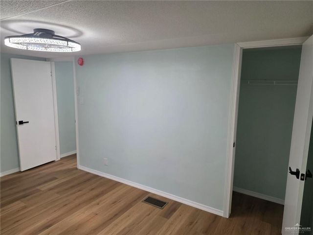 911 W 28th Street, Mission, TX 78574