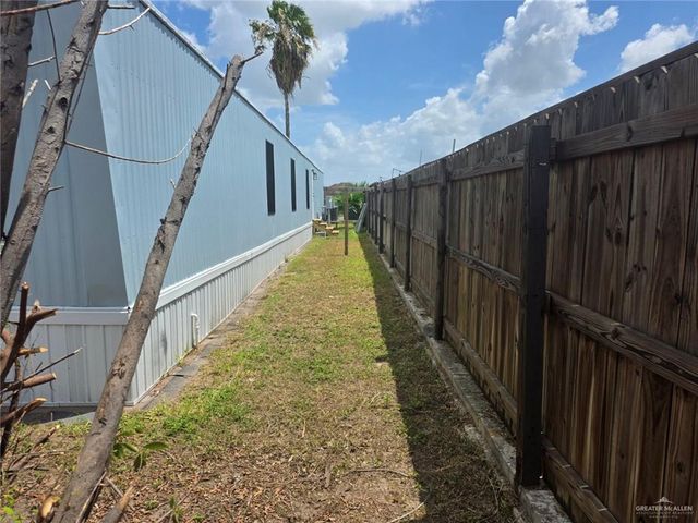 911 W 28th Street, Mission, TX 78574