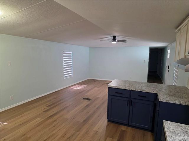 911 W 28th Street, Mission, TX 78574