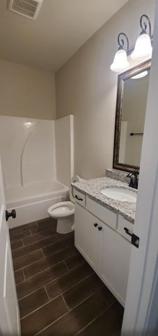 902 Hackberry Drive, Bossier City, LA 71111