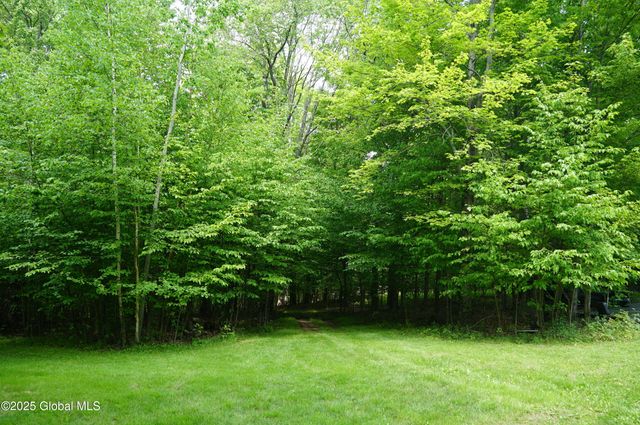 127 Fern Lane, Jefferson, NY 12093