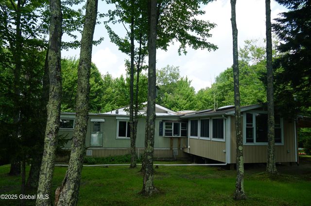 127 Fern Lane, Jefferson, NY 12093