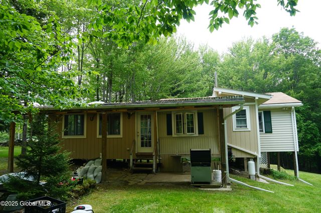 127 Fern Lane, Jefferson, NY 12093