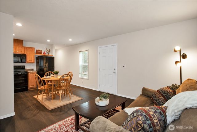 70 SE Carpenter Drive, Shelton, WA 98584