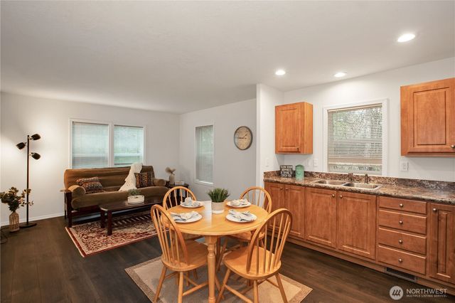 70 SE Carpenter Drive, Shelton, WA 98584