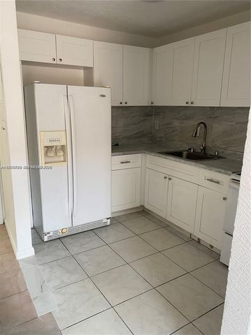 3020 NW 2nd St, Pompano Beach, FL 33069