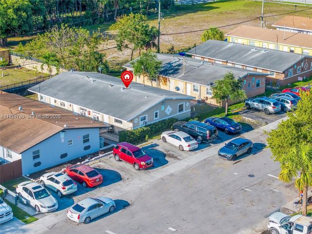 3020 NW 2nd St, Pompano Beach, FL 33069