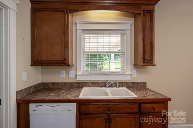 110 Leeper Avenue, Belmont, NC 28012