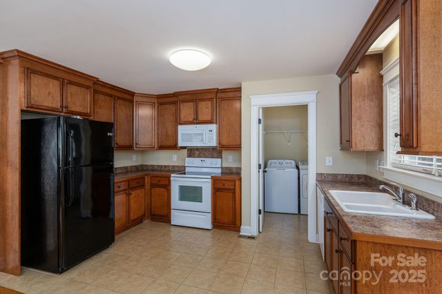 110 Leeper Avenue, Belmont, NC 28012