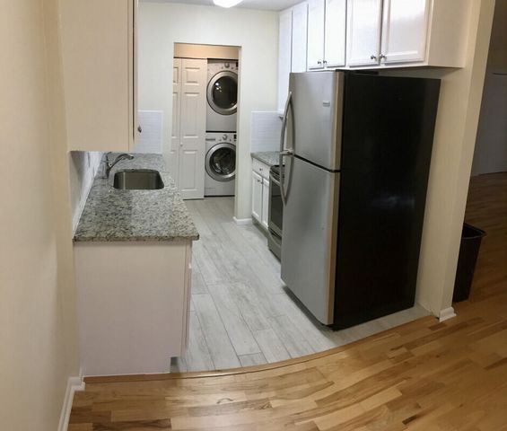 150 Pineview Road B2, Jupiter, FL 33469